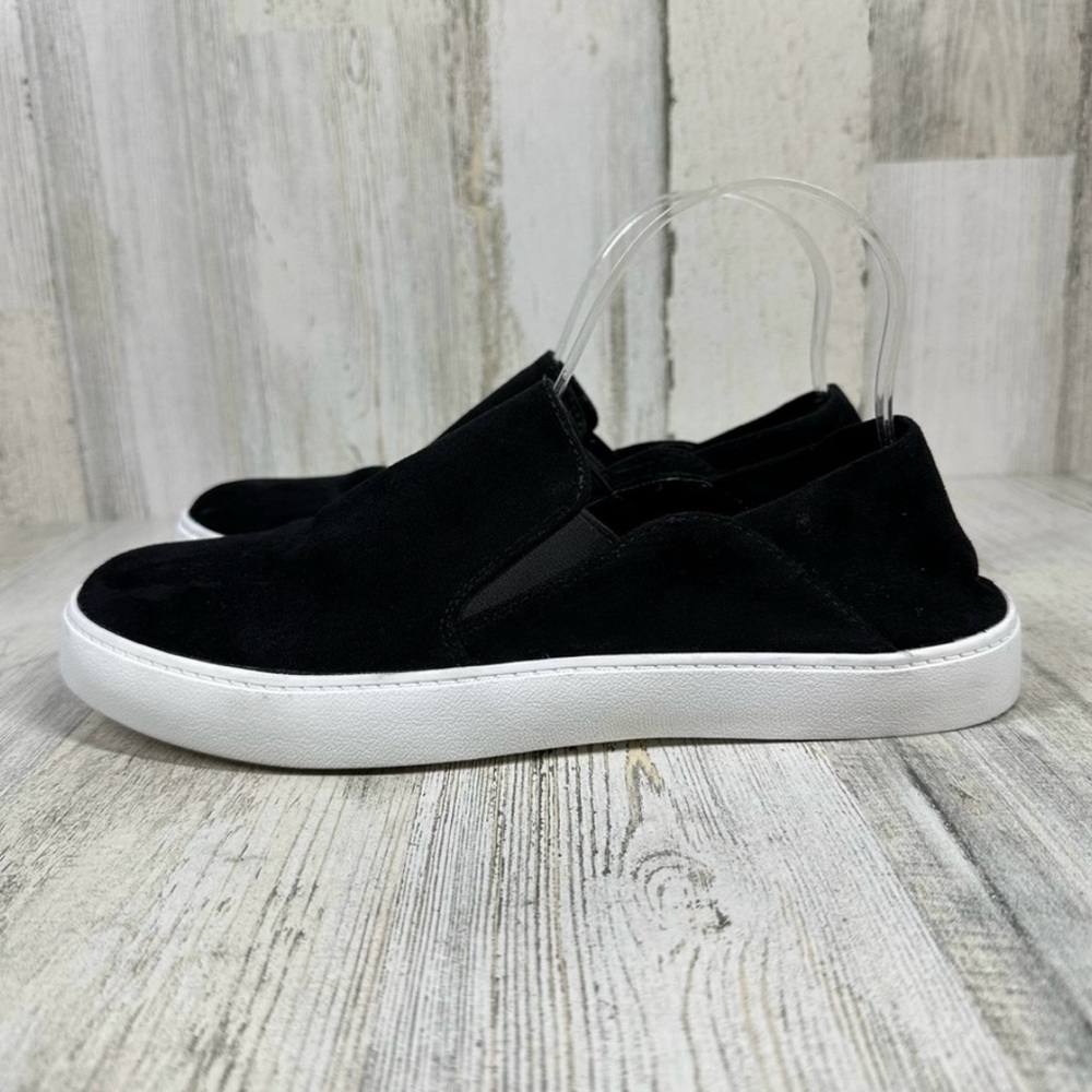 Steve Madden Black Slip-On Sneakers